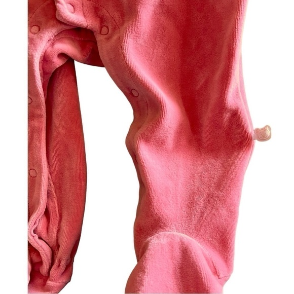 Noukie’s Footed Coral Velvet Pajamas Romper with Collar Accent Pocket Sz 12 Mos - Picture 6 of 15